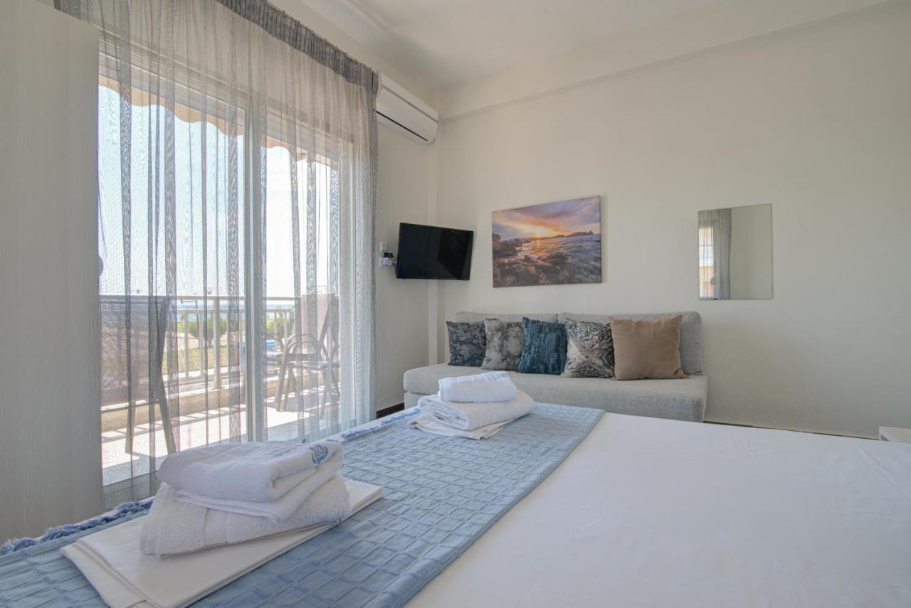 Chelona Apartments Nea Plagia Exterior photo