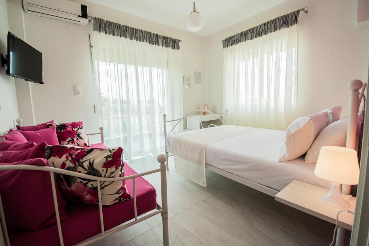 Chelona Apartments Nea Plagia Exterior photo