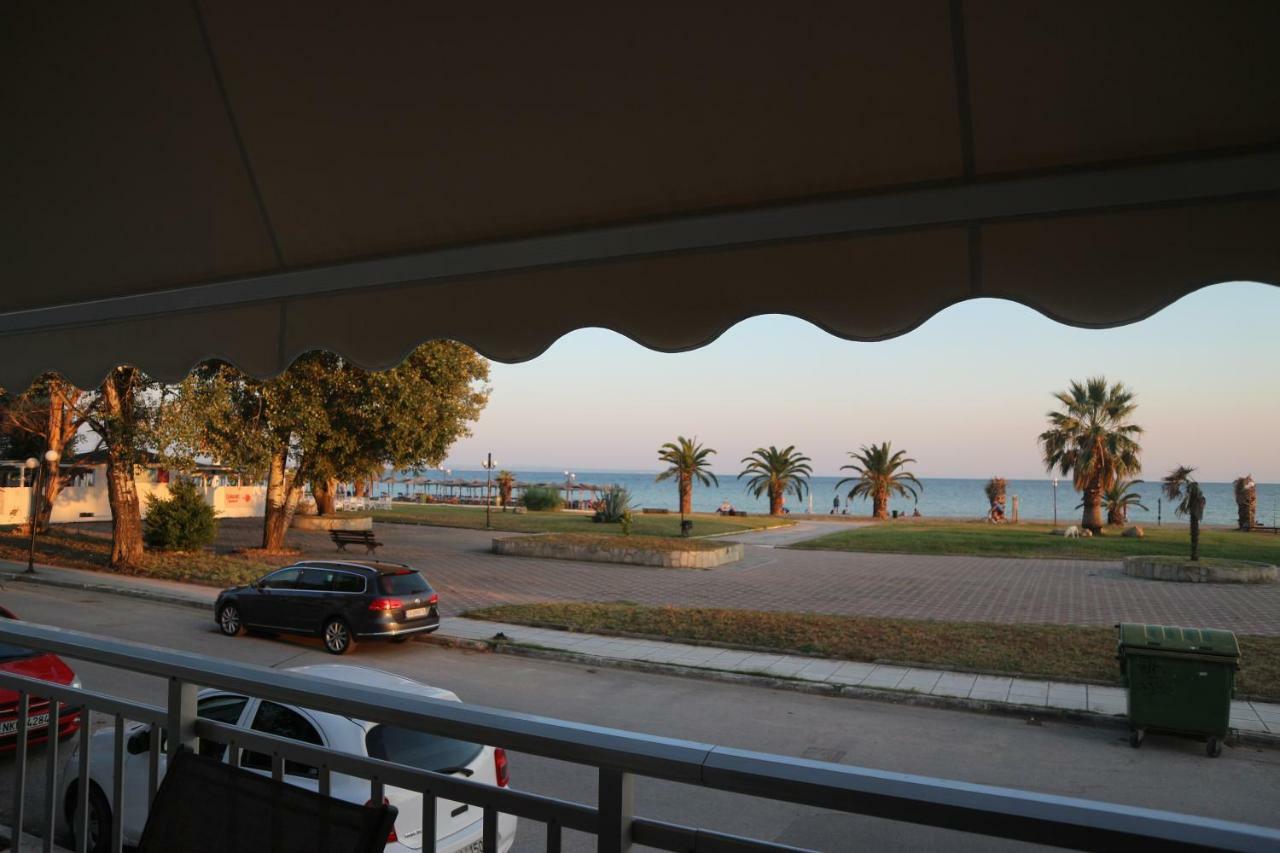 Chelona Apartments Nea Plagia Exterior photo