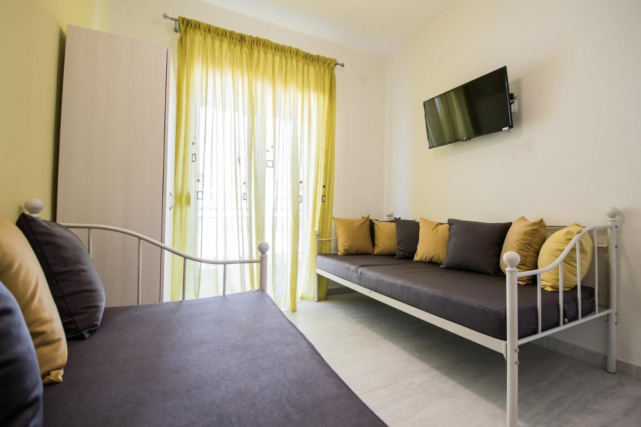 Chelona Apartments Nea Plagia Exterior photo